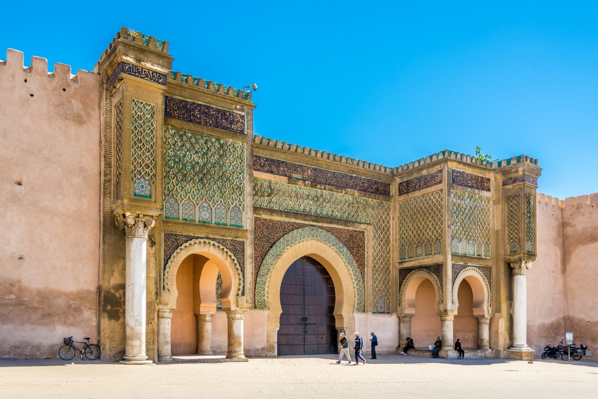 Full Day Trip From Fes To Meknes And Volubilis